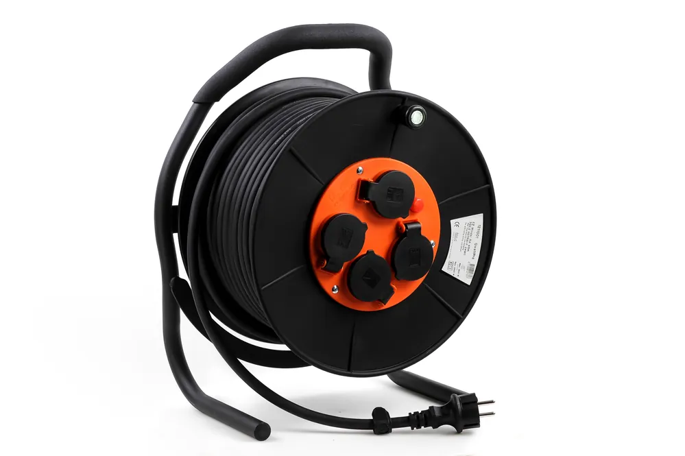 QwattPro 1211001 Enrouleur de câble EZwinder ER300 40mtr 3x2.50