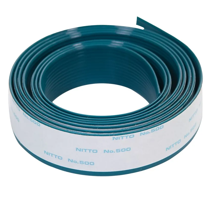 Makita Accessoires 413102-7 Bande de glissement pour rail de guidage 3000 mm.