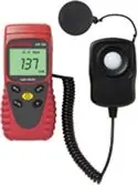 Beha-Amprobe 3052348 Luxmètre numérique LM-100 avec maintien des données